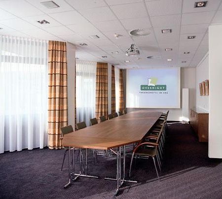 Overnight Tagungshotel Im Abz Kerpen  Bagian luar foto